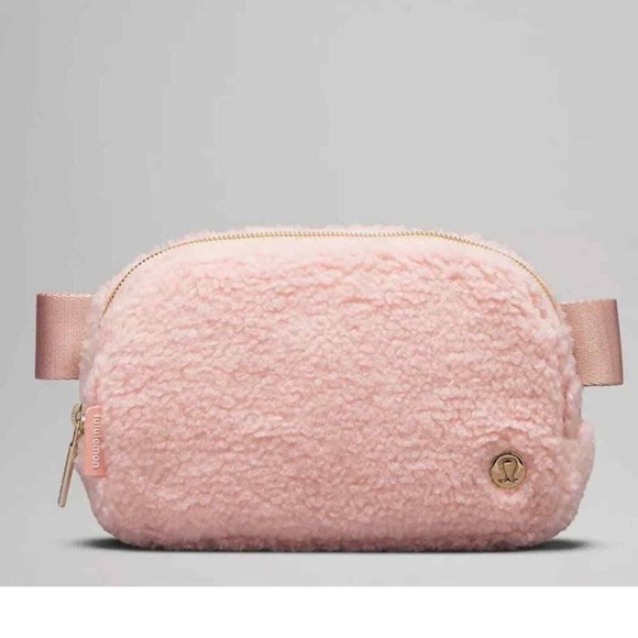 lululemon athletica Handbags - Pink Mist 1L Lululemon Belt Bag